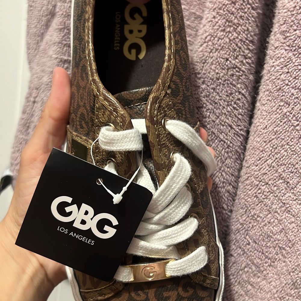 GBG Los Angeles Brown and White Sneakers